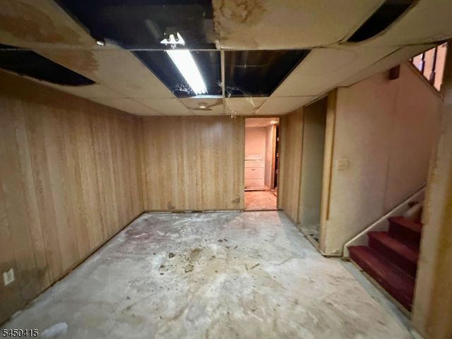 110 Pearl St, Paterson City, NJ 07501