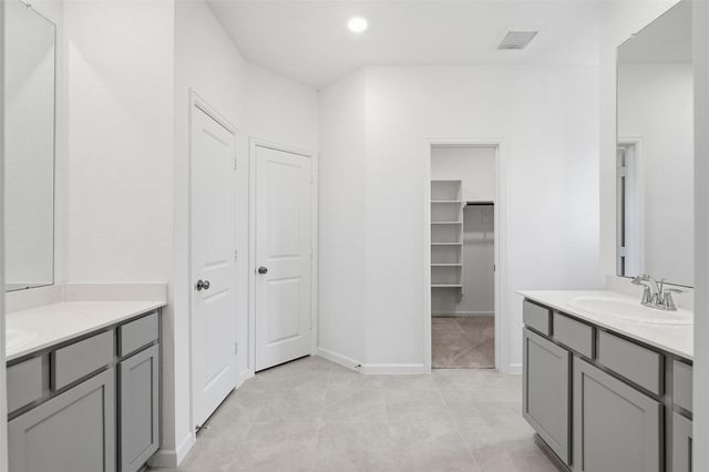 29025 Red Loop Drive, New Caney, TX 77357