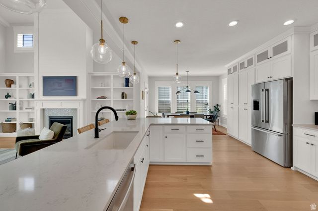 6889 W LAKE AVE, South Jordan, UT 84009