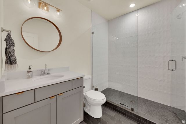 6889 W LAKE AVE, South Jordan, UT 84009