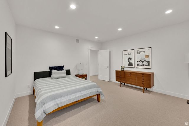 6889 W LAKE AVE, South Jordan, UT 84009