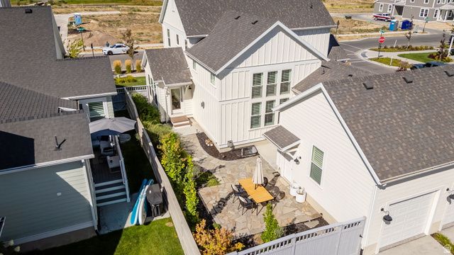 6889 W LAKE AVE, South Jordan, UT 84009