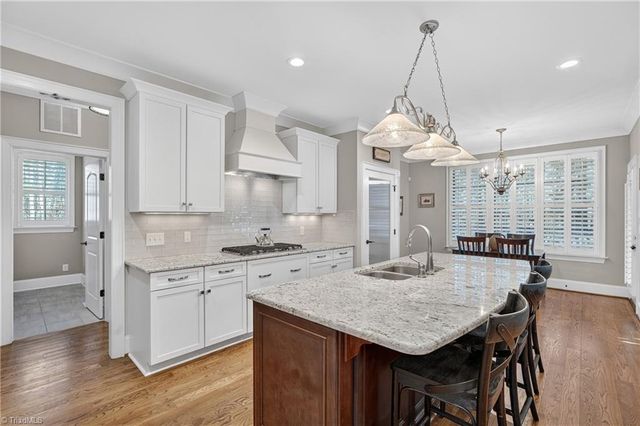 1880 Woodstock Road, Clemmons, NC 27012