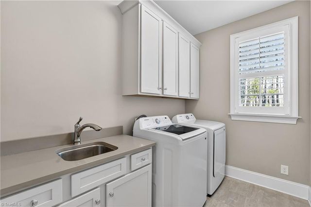 1880 Woodstock Road, Clemmons, NC 27012