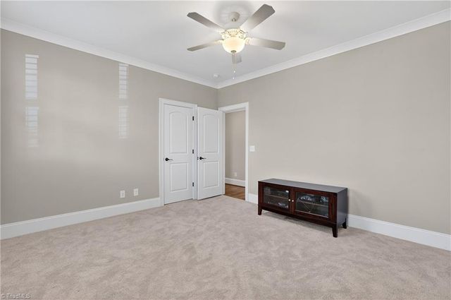 1880 Woodstock Road, Clemmons, NC 27012