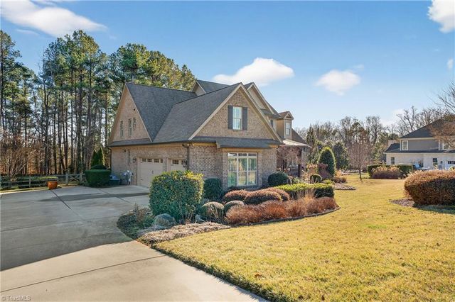 1880 Woodstock Road, Clemmons, NC 27012