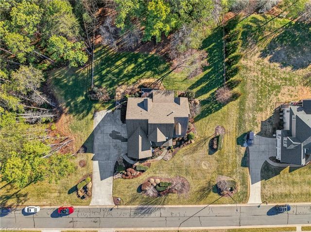 1880 Woodstock Road, Clemmons, NC 27012