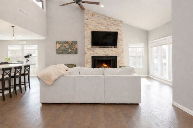 7604 Westwind Drive, Fort Worth, TX 76179