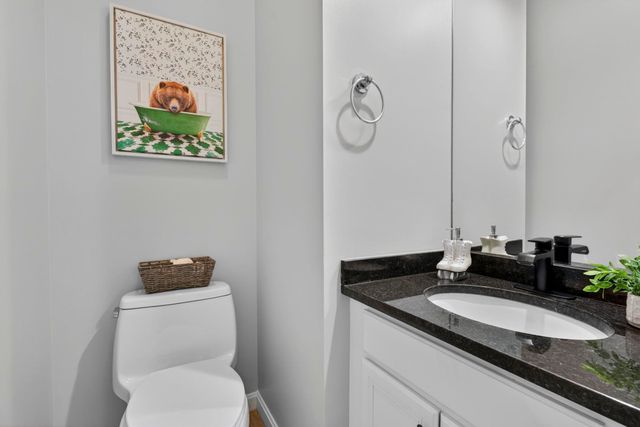 3 Summer Snow Lane, Bedford, NH 03110