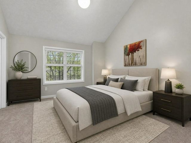 3 Summer Snow Lane, Bedford, NH 03110