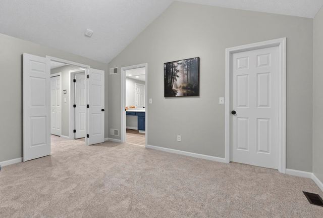 3 Summer Snow Lane, Bedford, NH 03110