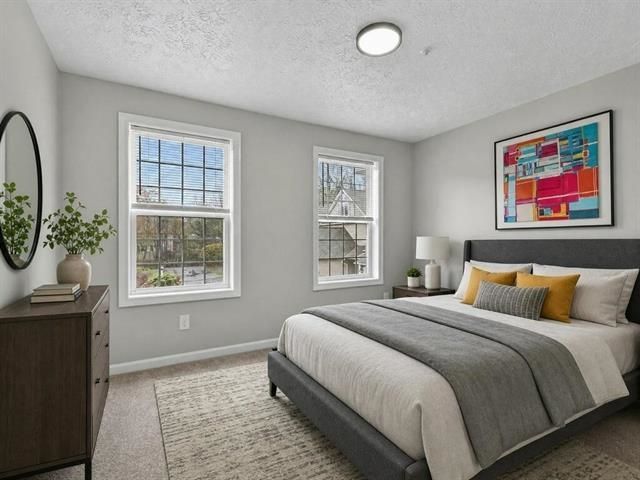 3 Summer Snow Lane, Bedford, NH 03110
