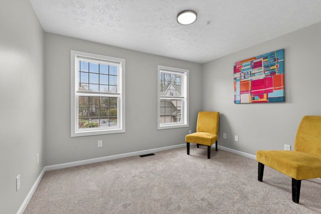 3 Summer Snow Lane, Bedford, NH 03110