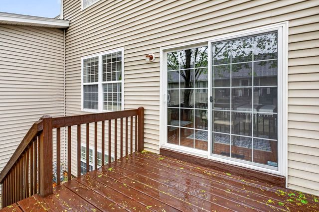 3 Summer Snow Lane, Bedford, NH 03110