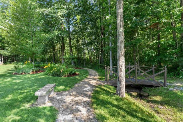 3 Summer Snow Lane, Bedford, NH 03110