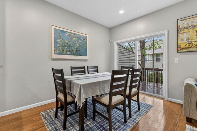 3 Summer Snow Lane, Bedford, NH 03110