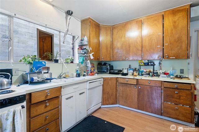 1471 NW 85th Street, Seattle, WA 98117