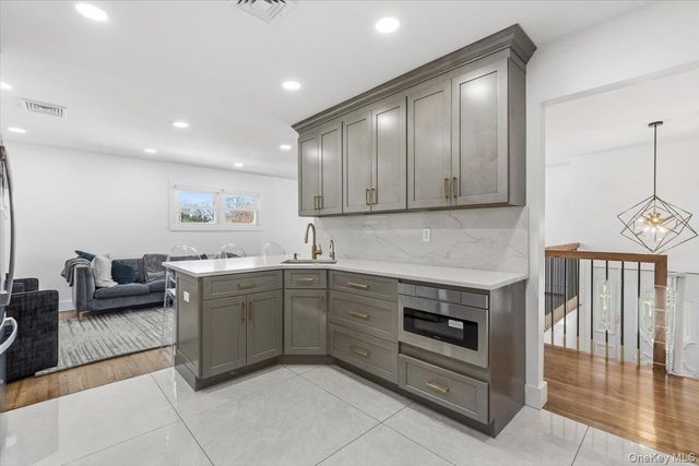 219 Pearsall Place, Woodmere, NY 11598