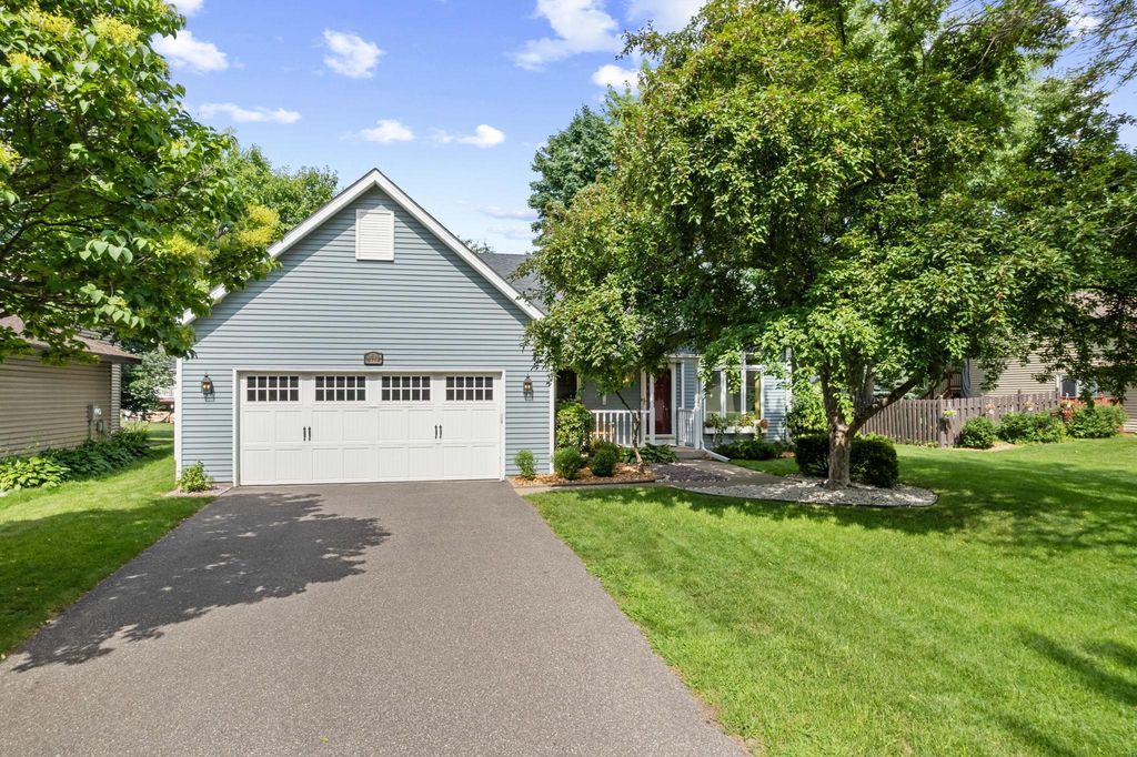 4961 Georgia Lane, White Bear Lake, MN 55110