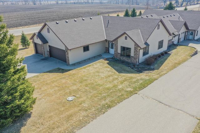 2953 9th Avenue SE, Willmar, MN 56201