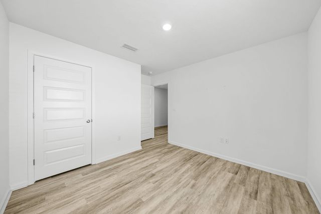 39 Riverwalk Crossing, Freeport, FL 32439