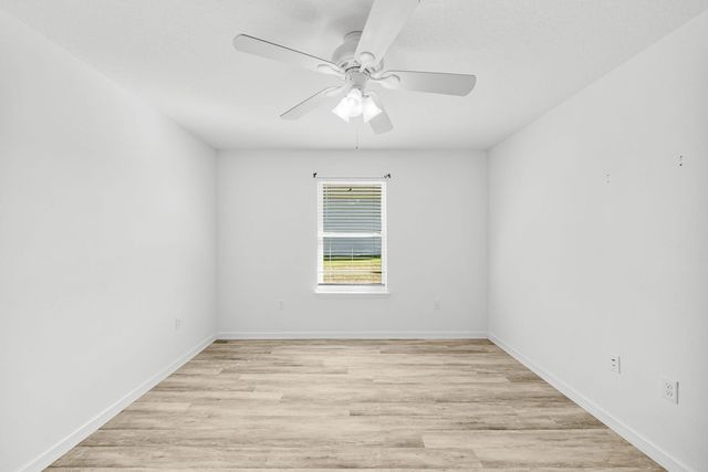 39 Riverwalk Crossing, Freeport, FL 32439