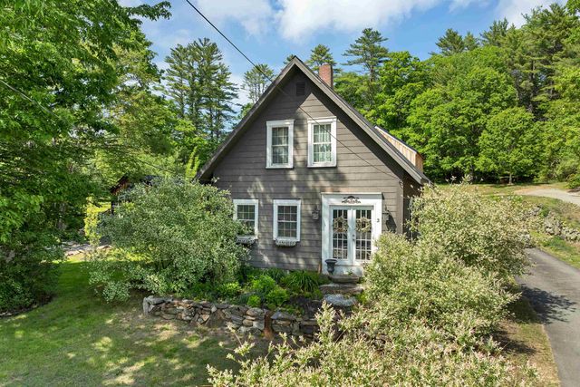 3-5 Firehouse Lane, New Hampton, NH 03256