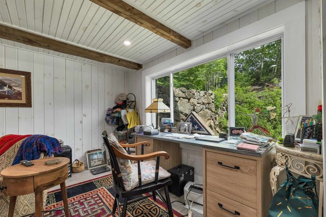 3-5 Firehouse Lane, New Hampton, NH 03256