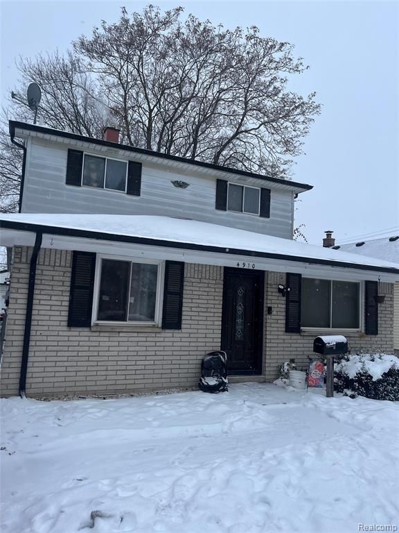 4910 Westpoint Street, Dearborn Heights, MI 48125