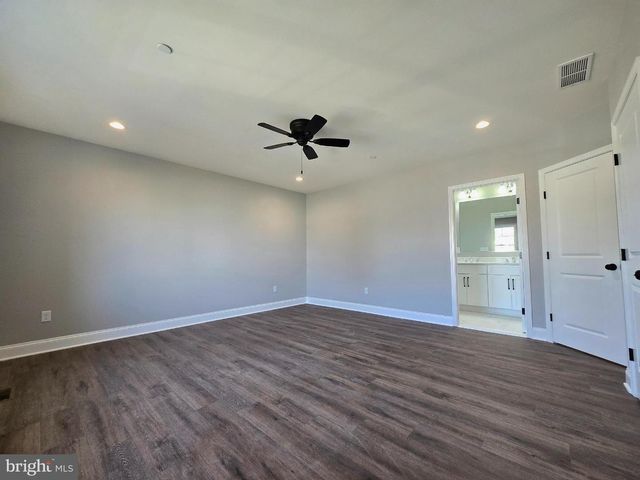 7704 HIGHPOINT ROAD, Clearwater Beach, MD 21226
