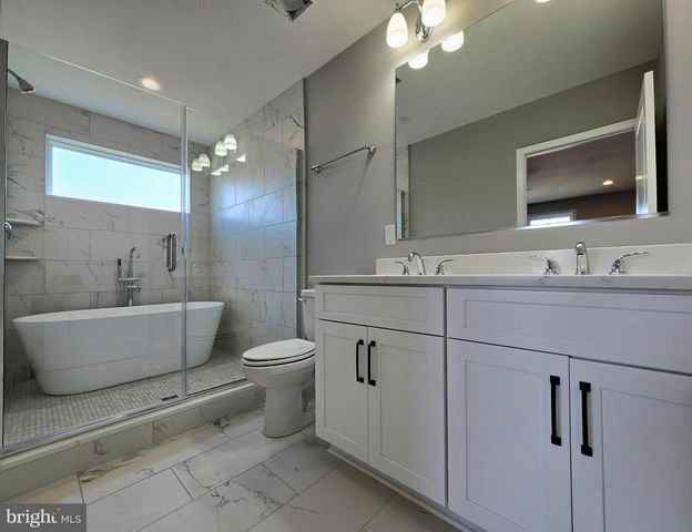7704 HIGHPOINT ROAD, Clearwater Beach, MD 21226