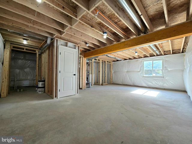 7704 HIGHPOINT ROAD, Clearwater Beach, MD 21226