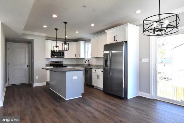 7704 HIGHPOINT ROAD, Clearwater Beach, MD 21226