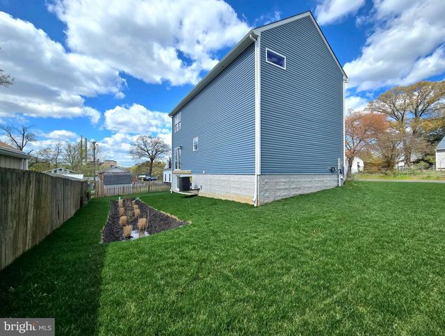 7704 HIGHPOINT ROAD, Clearwater Beach, MD 21226