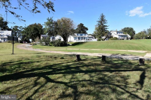 7704 HIGHPOINT ROAD, Clearwater Beach, MD 21226