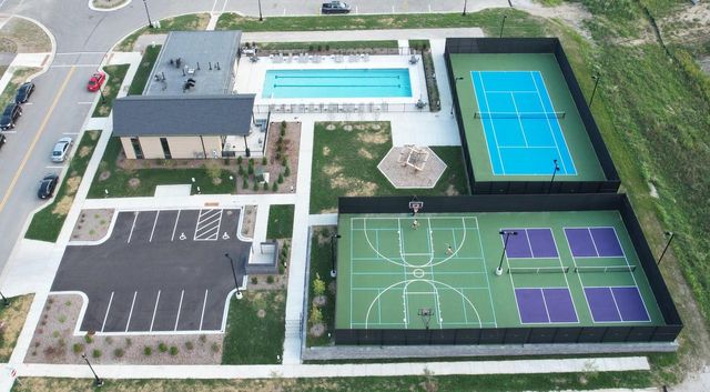 9411 S CYPRESS PLACE, Oak Creek, WI 53154