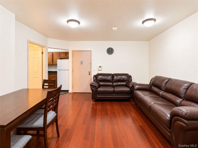 104-31 39th Avenue 1A, Corona, NY 11368