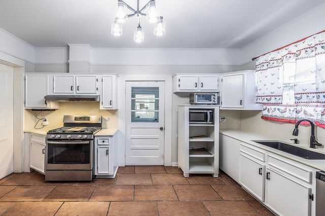 306 E 2nd St, Thibodaux, LA 70301