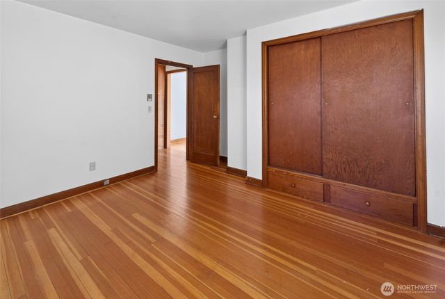 1039 W Sixth Street, Port Angeles, WA 98363