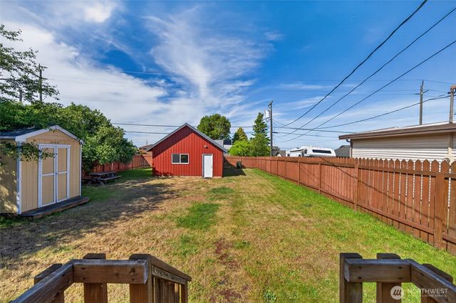1039 W Sixth Street, Port Angeles, WA 98363