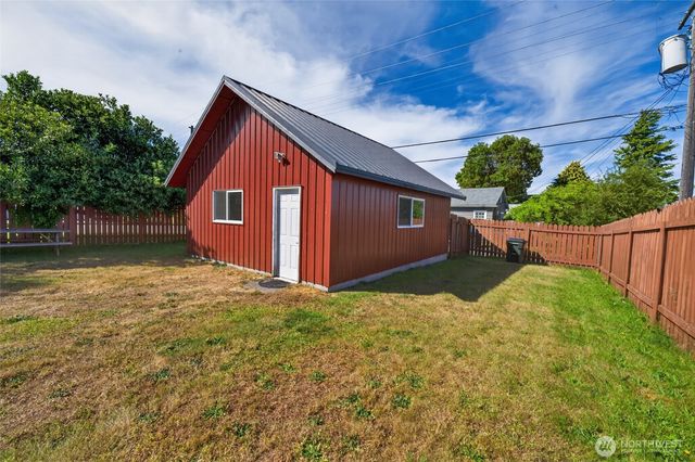 1039 W Sixth Street, Port Angeles, WA 98363