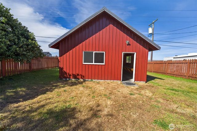 1039 W Sixth Street, Port Angeles, WA 98363