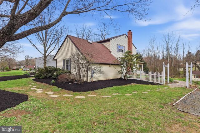 10 W ELIZABETH LN, Richboro, PA 18954