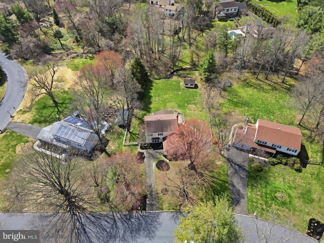 10 W ELIZABETH LN, Richboro, PA 18954