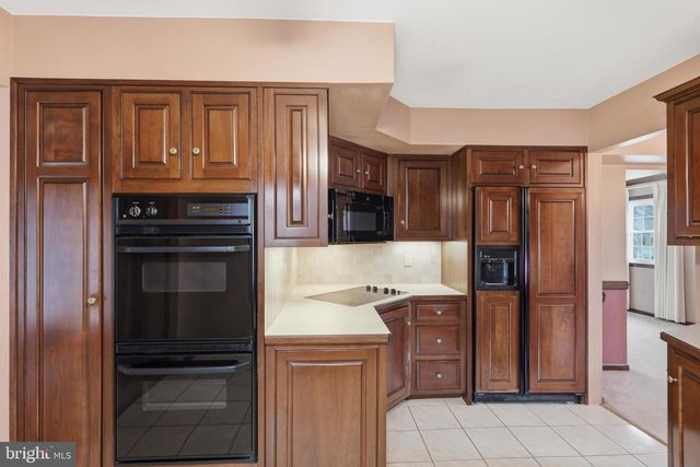 10 W ELIZABETH LN, Richboro, PA 18954