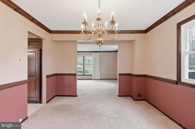 10 W ELIZABETH LN, Richboro, PA 18954