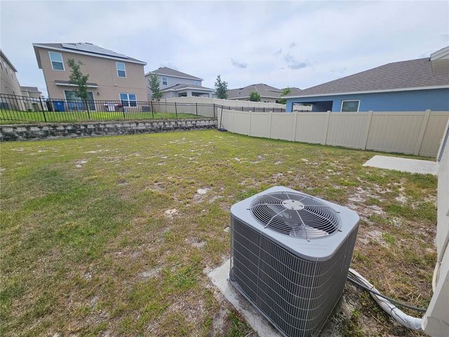 1387 BERRY LANE, Davenport, FL 33837