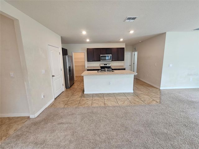 1387 BERRY LANE, Davenport, FL 33837