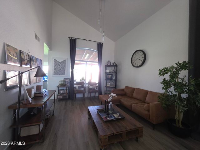 5010 W Monte Cristo Avenue, Glendale, AZ 85306