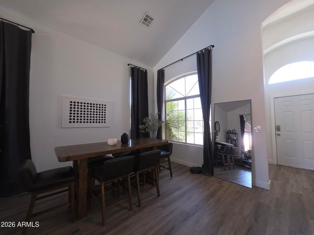 5010 W Monte Cristo Avenue, Glendale, AZ 85306